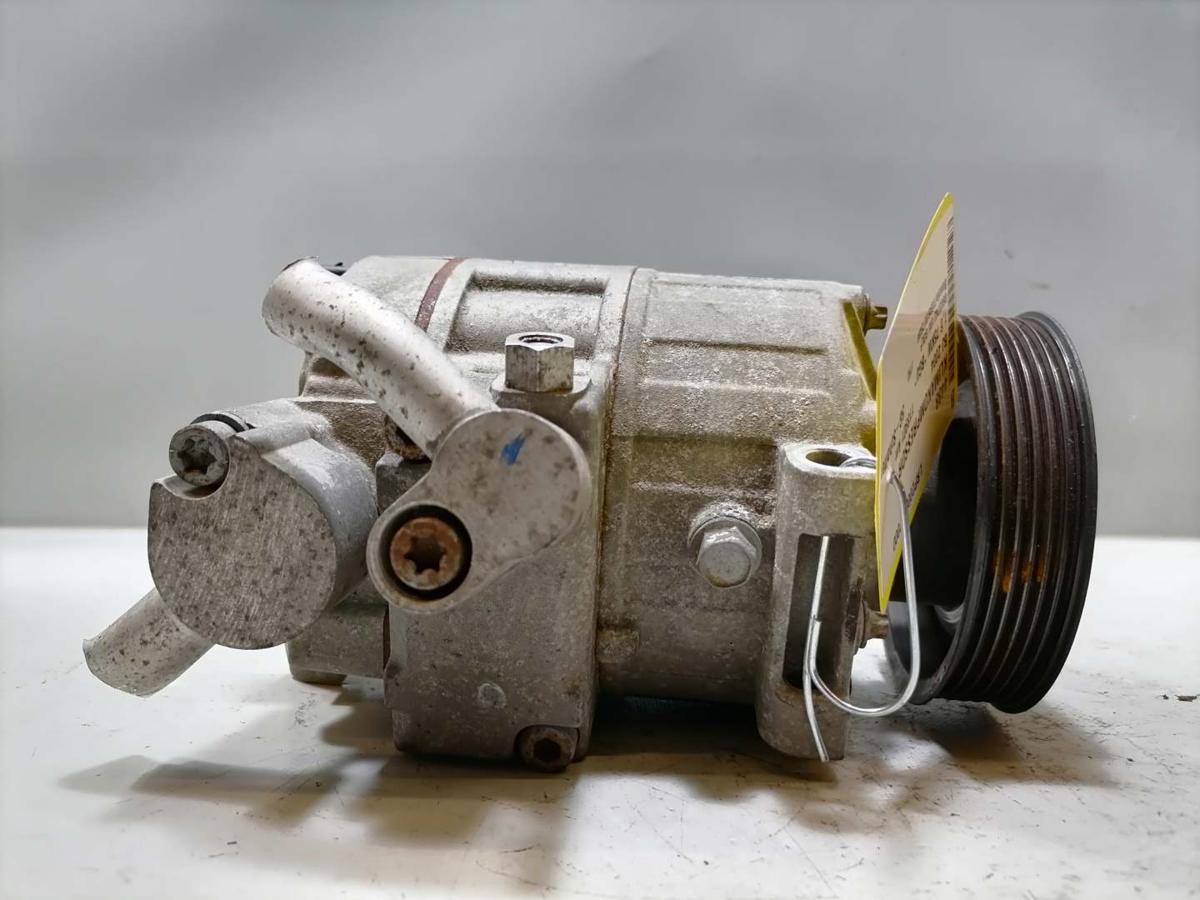 VW Golf 5 original Klimakompressor 1,6 75KW Bj.2004 VW Golf 5 original Klimakompressor 1,6 75KW Bj.2004